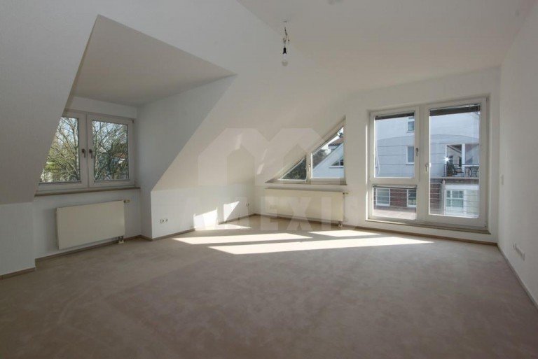 Wohnzimmer Berlin Etagenwohnung / AMEXIS /MODERNE 3-ZIMMERWOHNUNG IN HEILIGENSEE